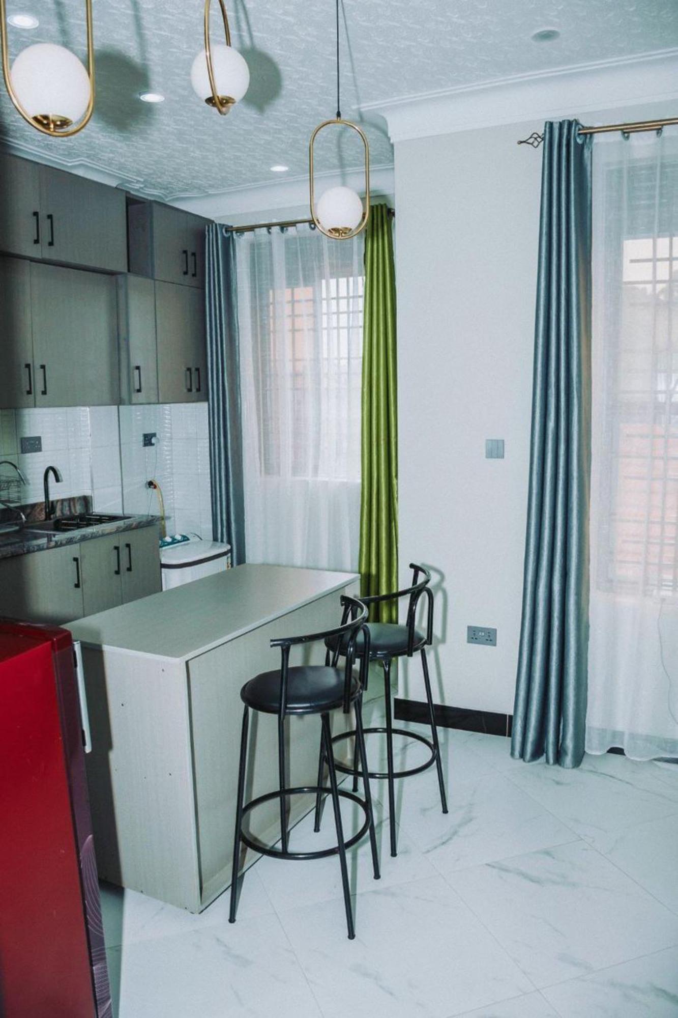 Cozy I, 1 Bedroom Kyanja Appartement Kampala