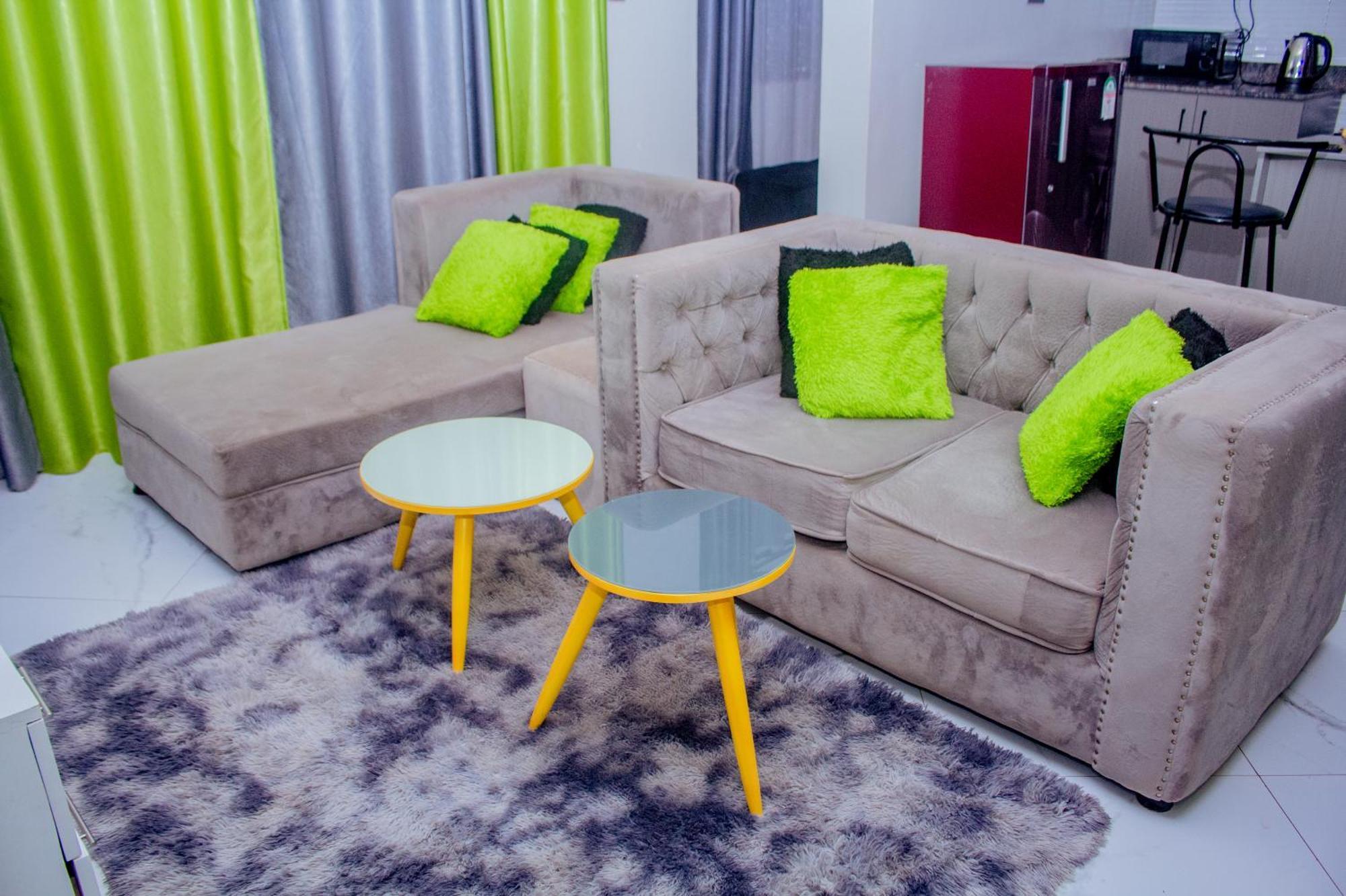 Cozy I, 1 Bedroom Kyanja Appartement Kampala